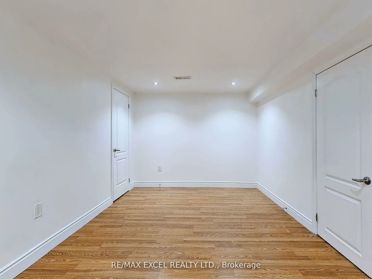 195, Parkview, Central Newmarket, Newmarket