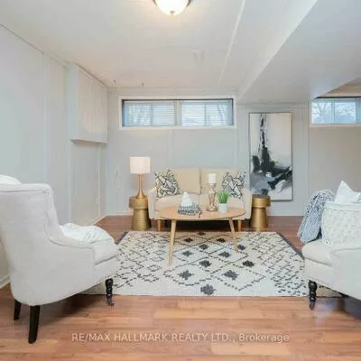 218, Silverbirch, Bristol-London, Newmarket