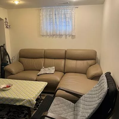 305, Eagle, Central Newmarket, Newmarket