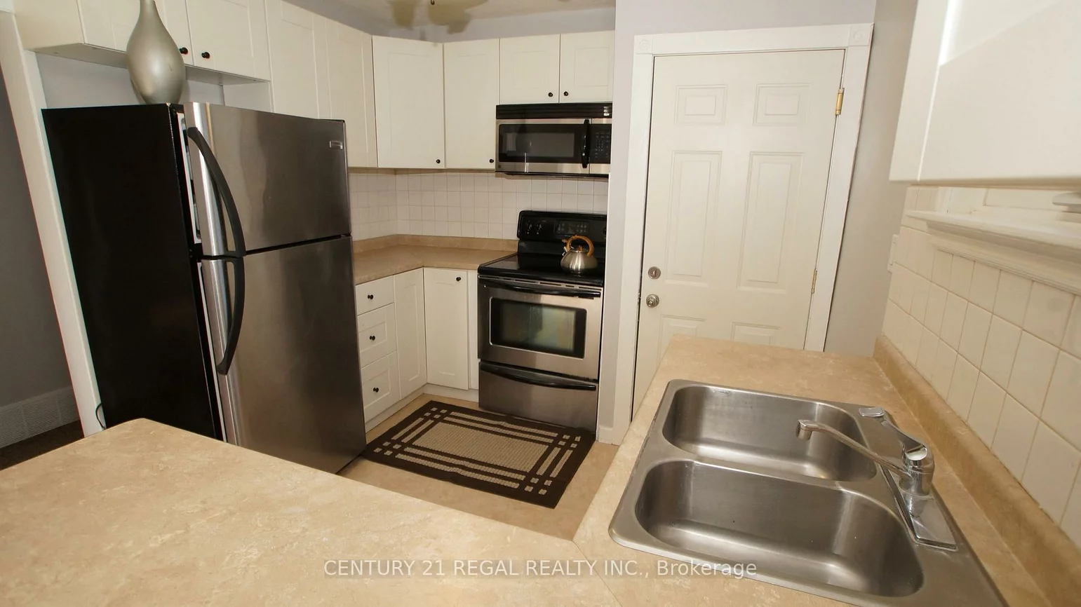 257, Silverbirch, Bristol-London, Newmarket