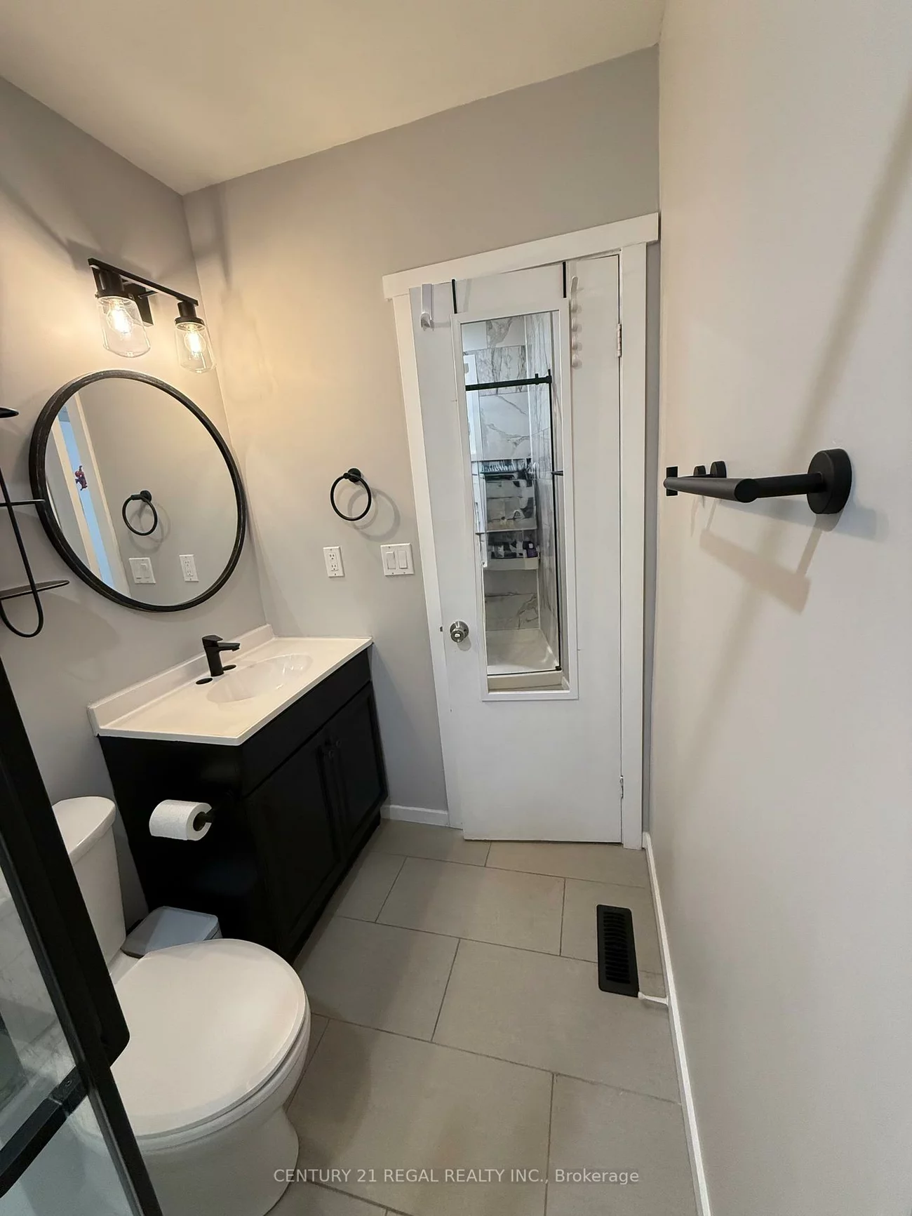 257, Silverbirch, Bristol-London, Newmarket