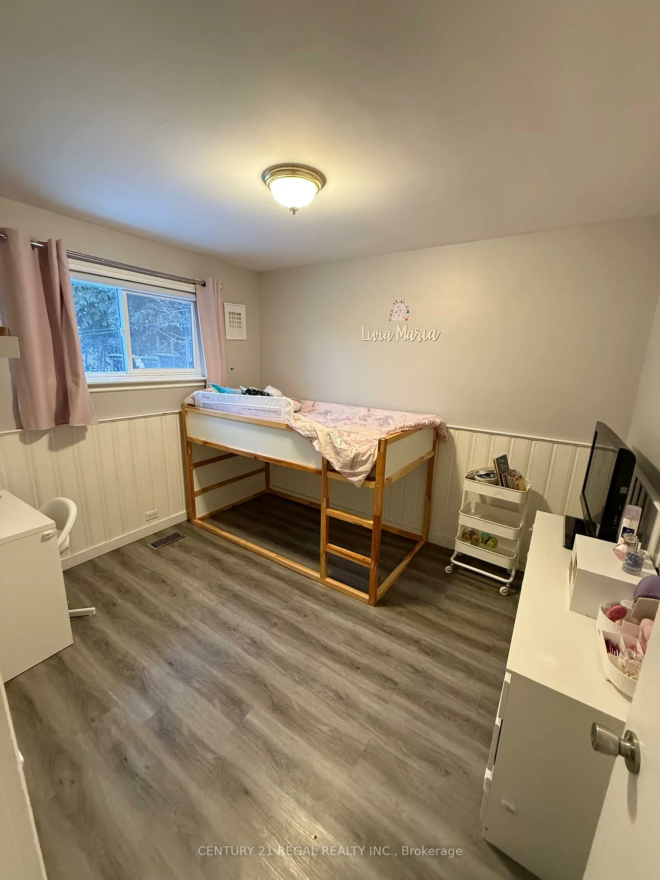 257, Silverbirch, Bristol-London, Newmarket