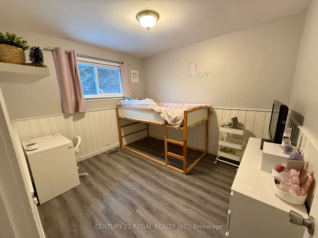 257, Silverbirch, Bristol-London, Newmarket