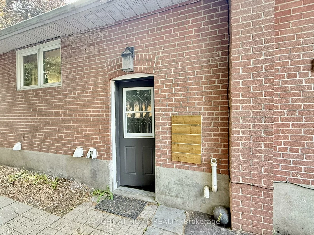 116, Cherrywood, Bristol-London, Newmarket