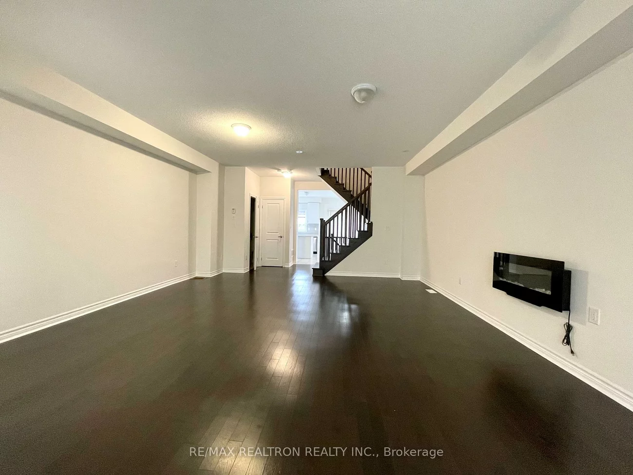 67, Gordon, Gorham-College Manor, Newmarket