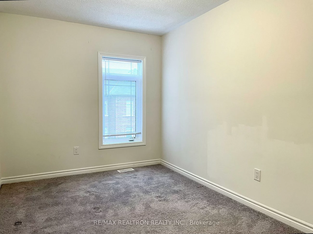 67, Gordon, Gorham-College Manor, Newmarket