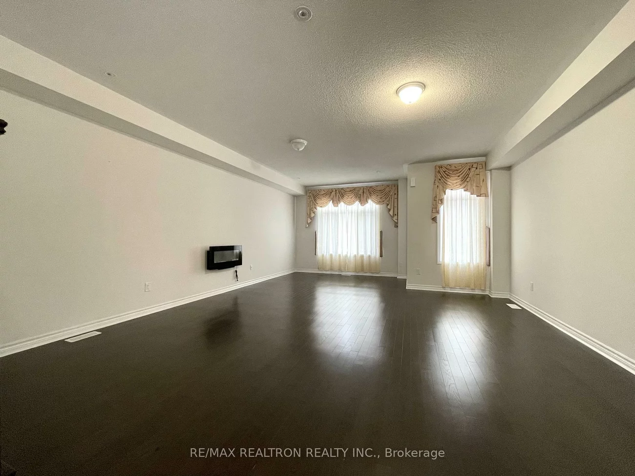 67, Gordon, Gorham-College Manor, Newmarket