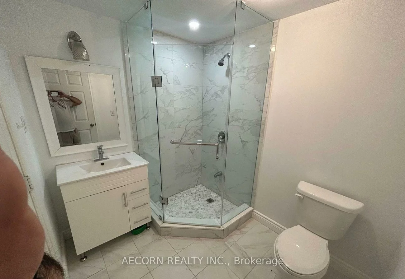 411, Sandford, Central Newmarket, Newmarket