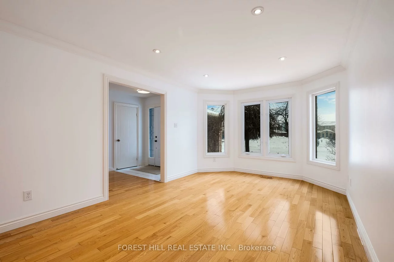 427, Mathews, Glenway Estates, Newmarket