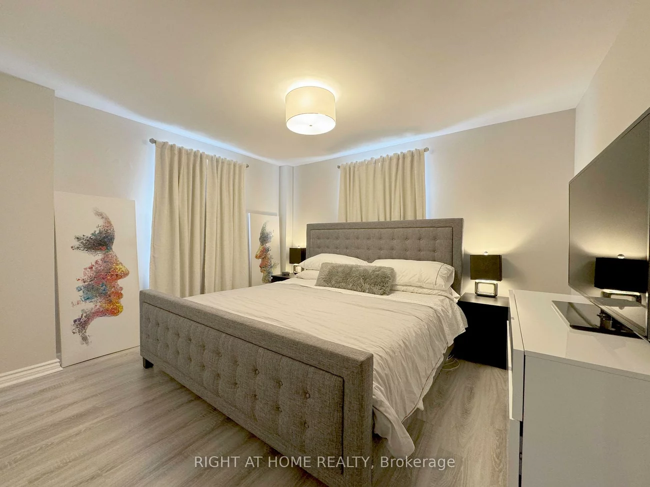 469, Queen, Central Newmarket, Newmarket