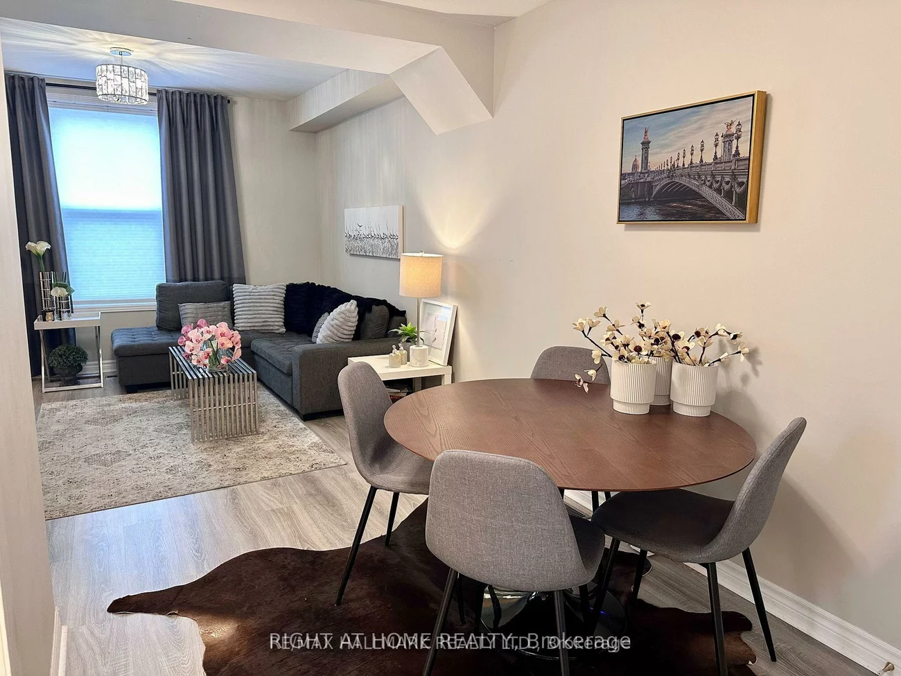 469, Queen, Central Newmarket, Newmarket