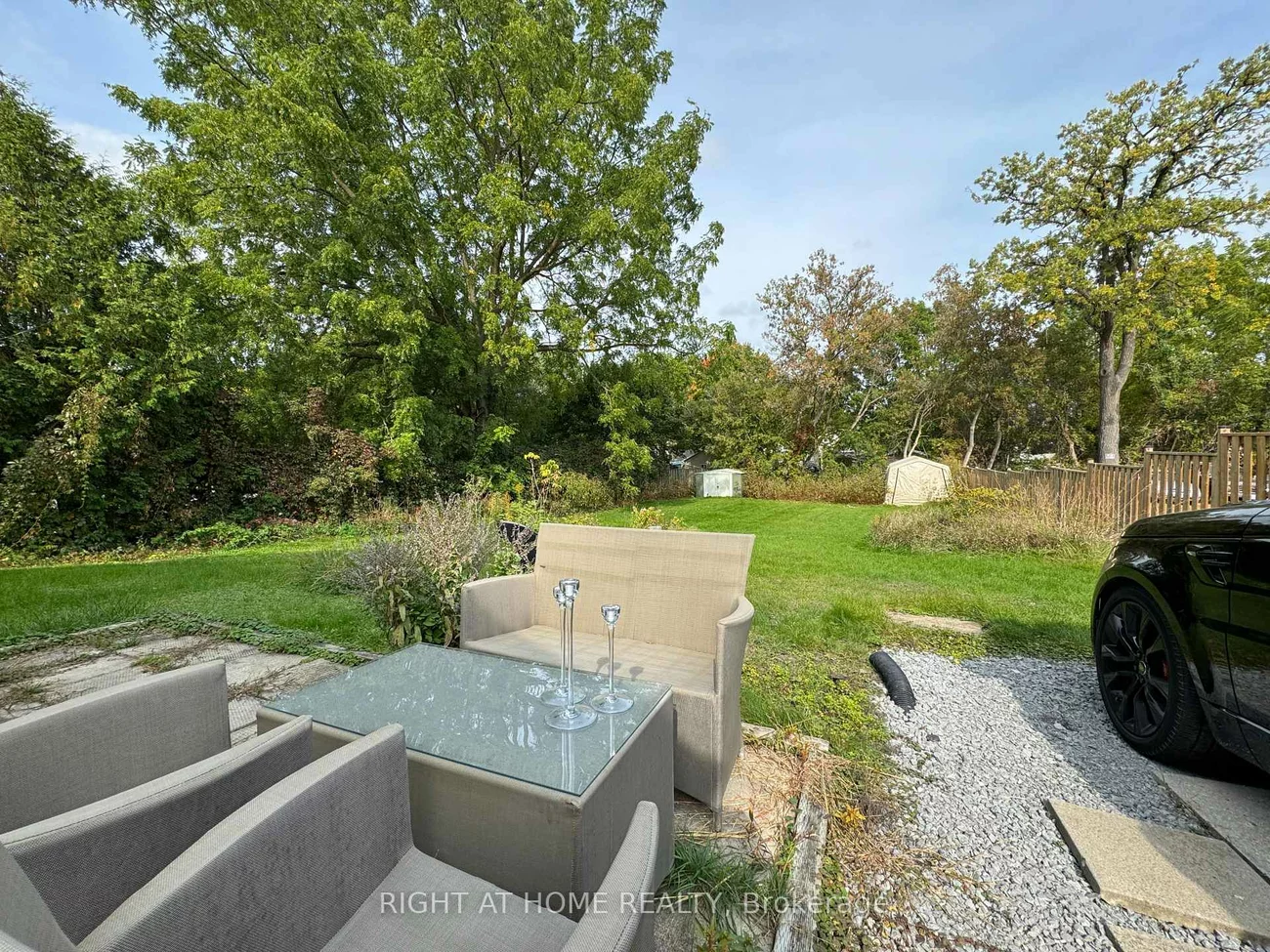 469, Queen, Central Newmarket, Newmarket