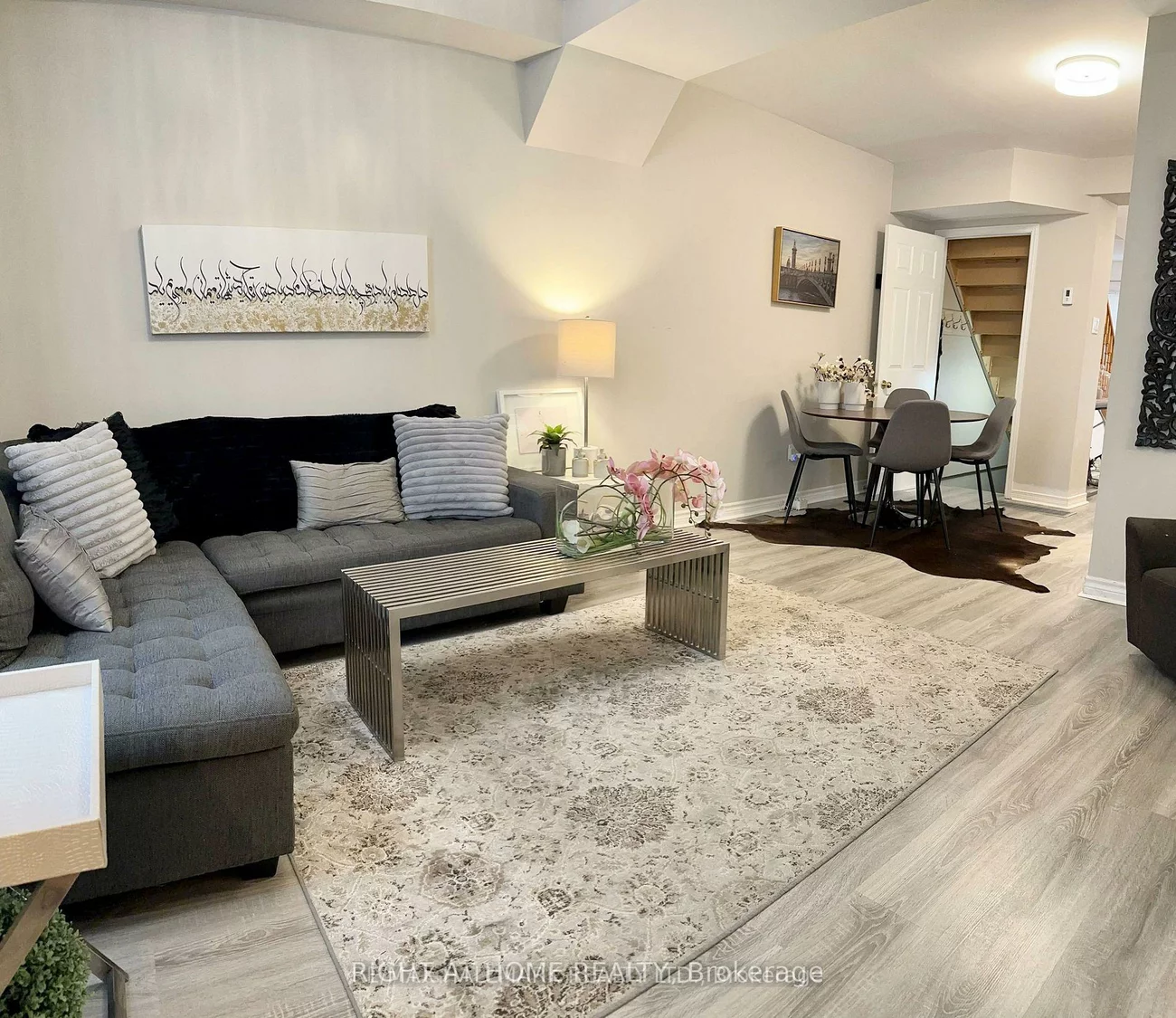 469, Queen, Central Newmarket, Newmarket