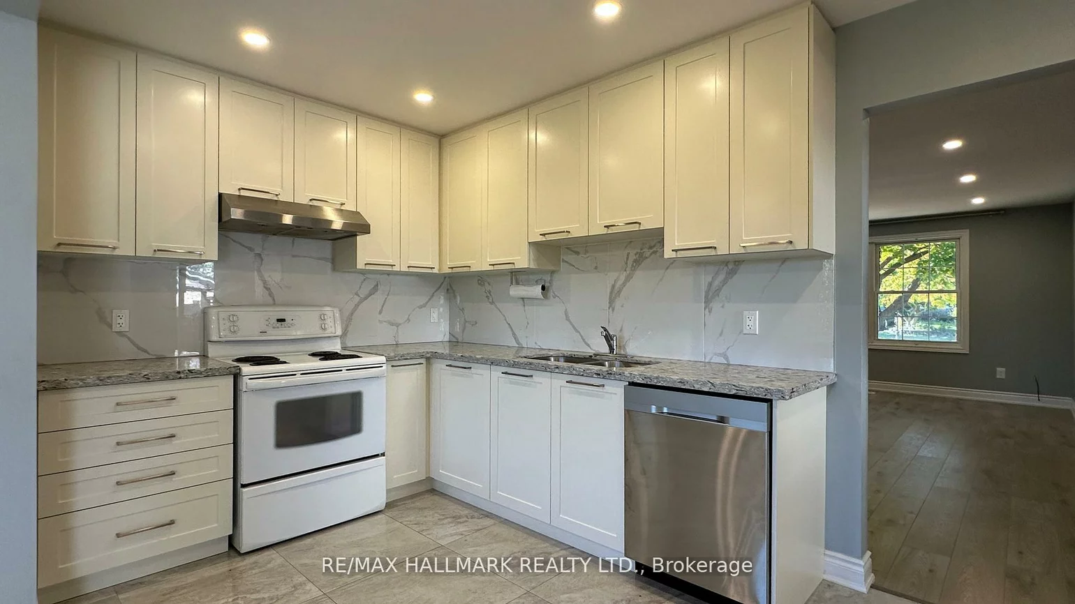 361, Terry, Central Newmarket, Newmarket