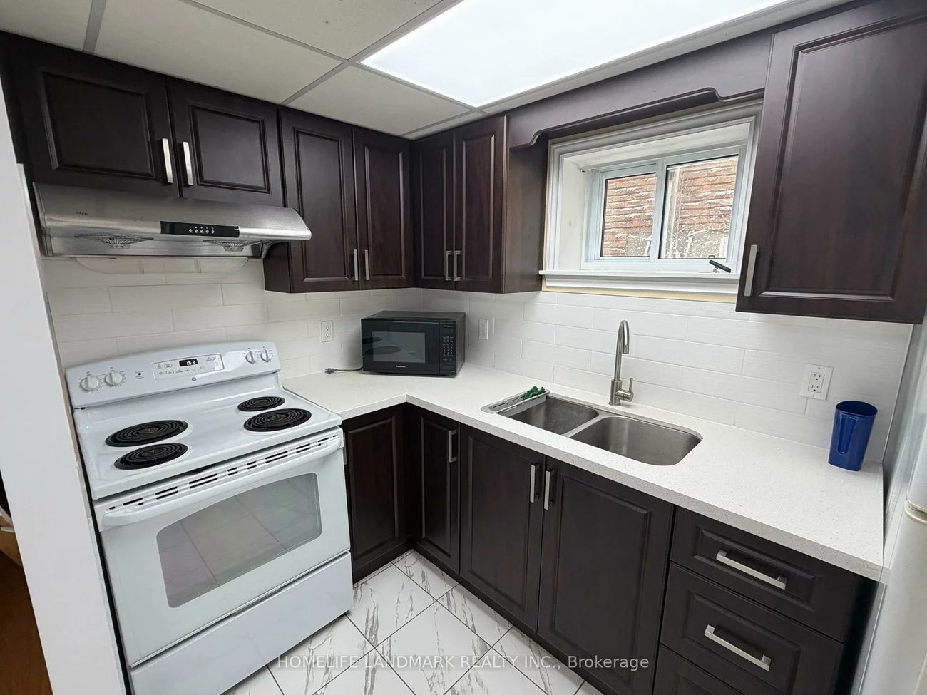 874, Sparrow, Gorham-College Manor, Newmarket