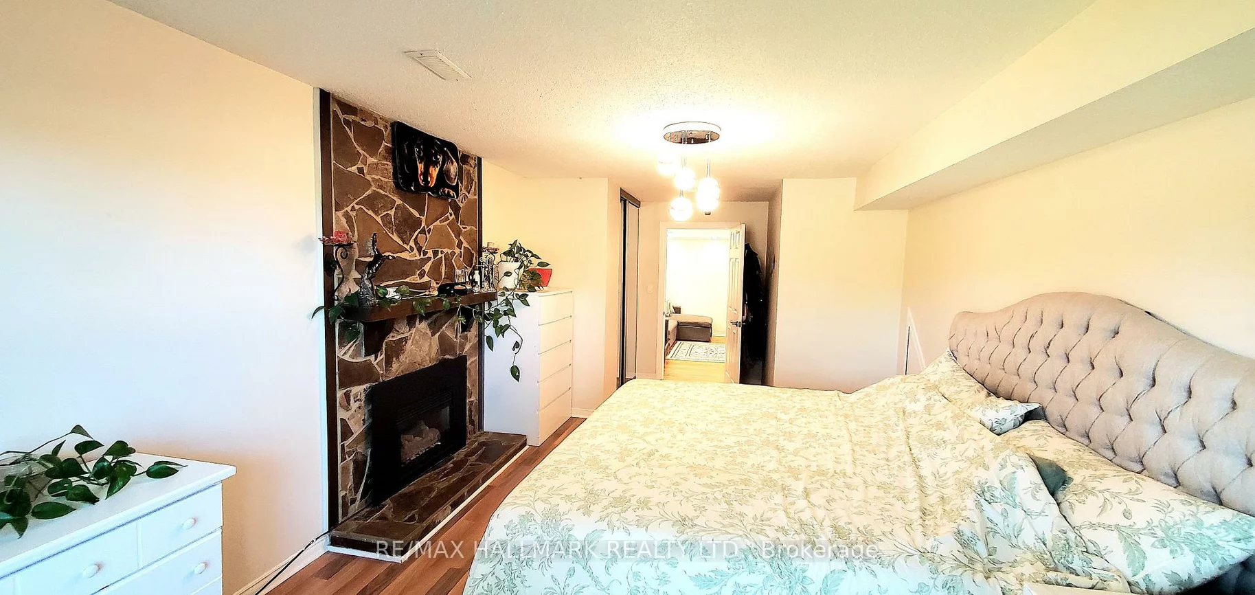 928, Wayne, Huron Heights-Leslie Valley, Newmarket