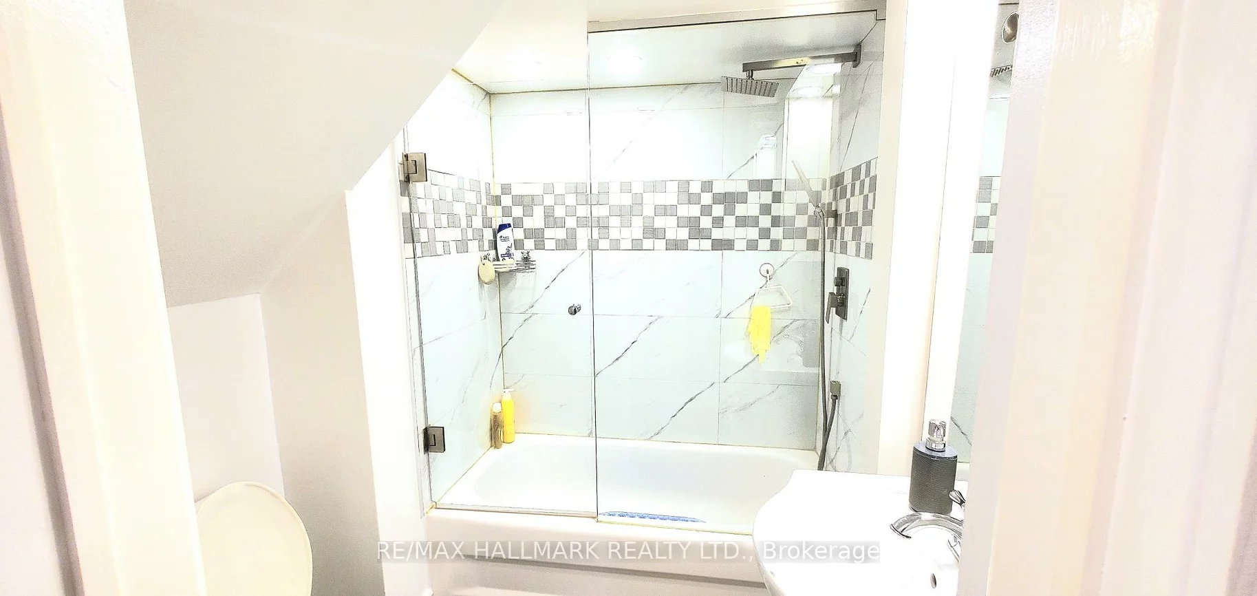 928, Wayne, Huron Heights-Leslie Valley, Newmarket