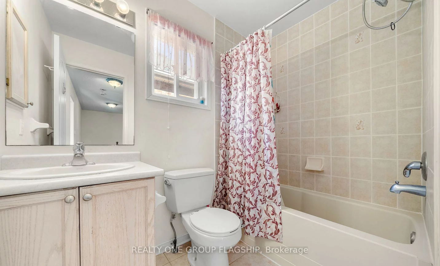 909, Oaktree, Summerhill Estates, Newmarket