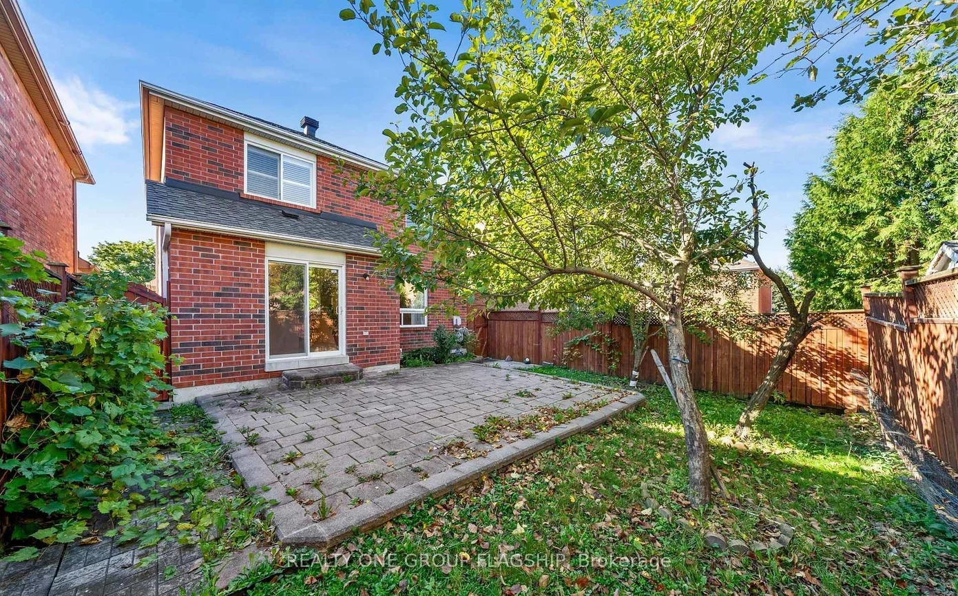 909, Oaktree, Summerhill Estates, Newmarket