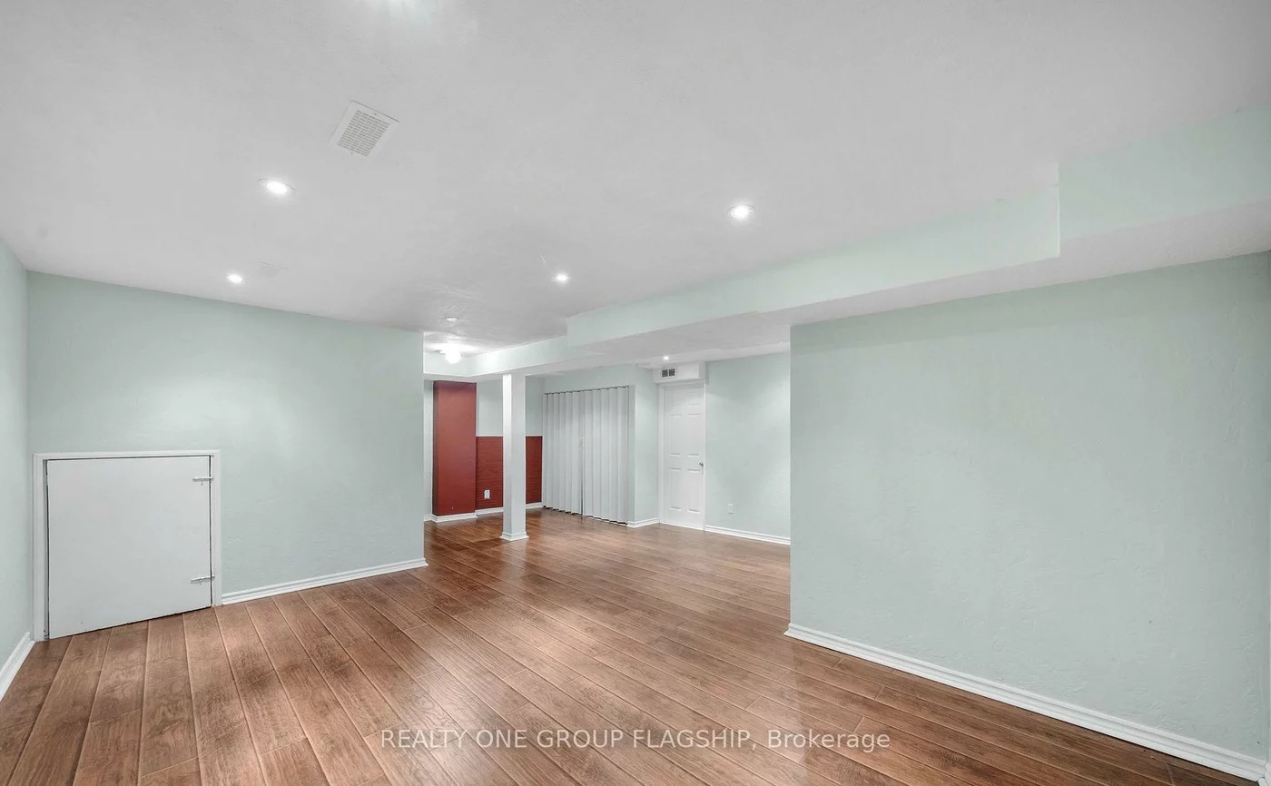 909, Oaktree, Summerhill Estates, Newmarket