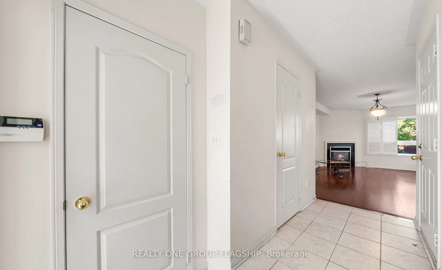 909, Oaktree, Summerhill Estates, Newmarket