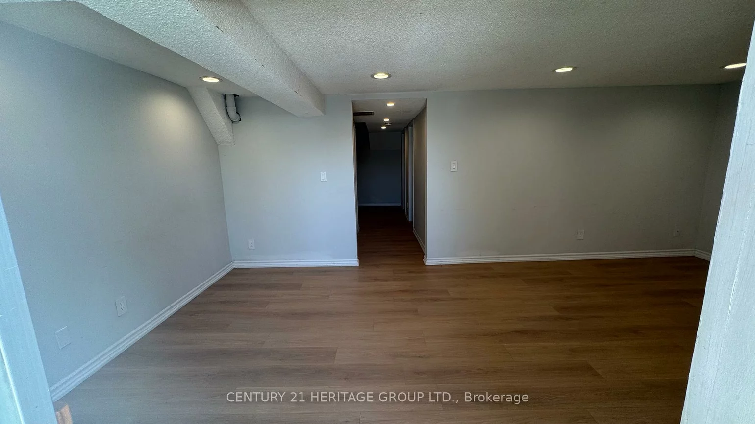 735, Pam, Huron Heights-Leslie Valley, Newmarket