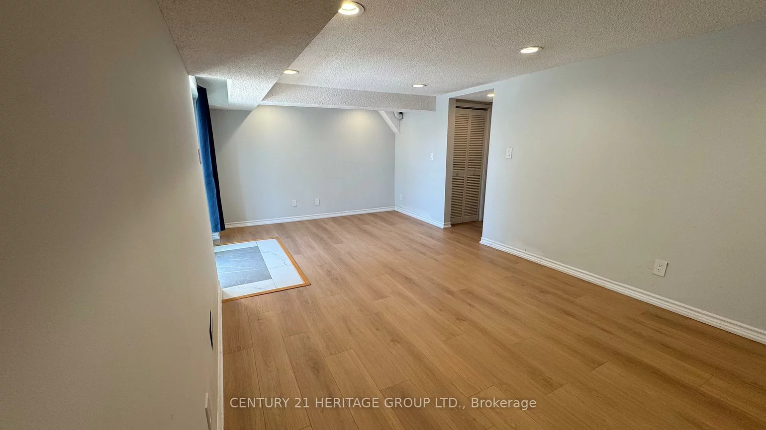 735, Pam, Huron Heights-Leslie Valley, Newmarket