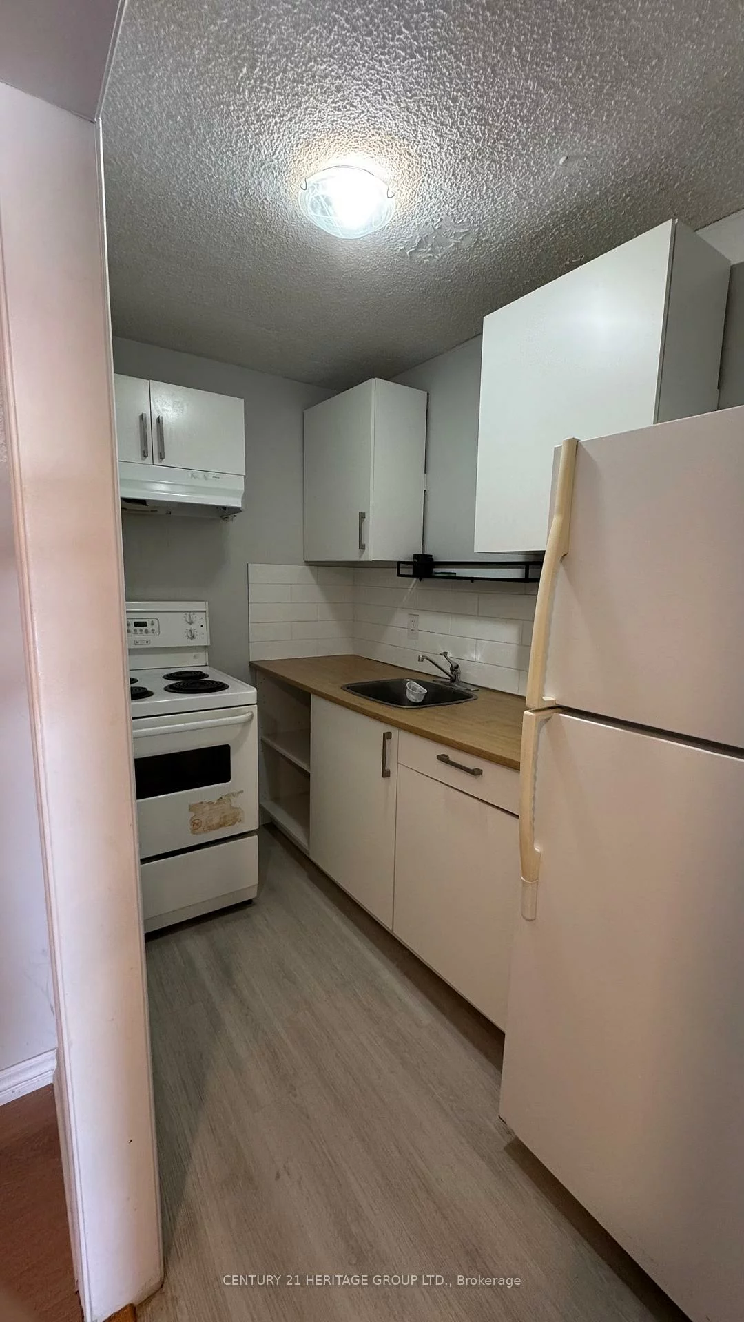 735, Pam, Huron Heights-Leslie Valley, Newmarket