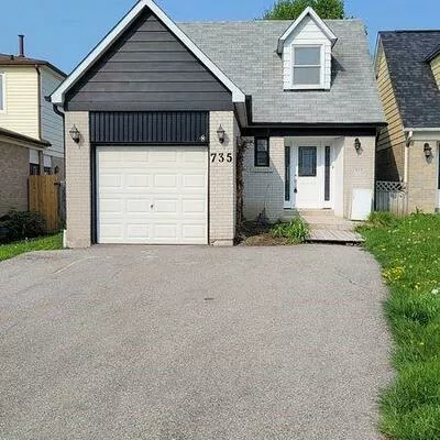 735, Pam, Huron Heights-Leslie Valley, Newmarket