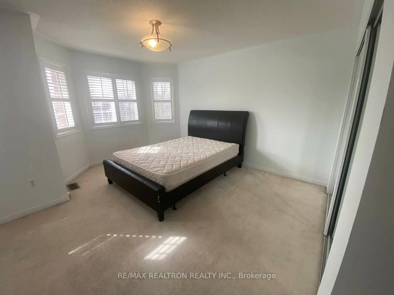 422, Woodspring, Woodland Hill, Newmarket