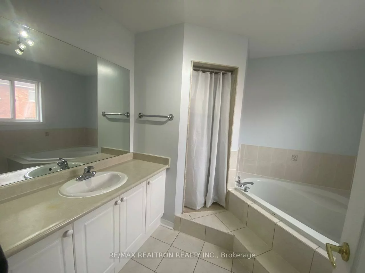 422, Woodspring, Woodland Hill, Newmarket