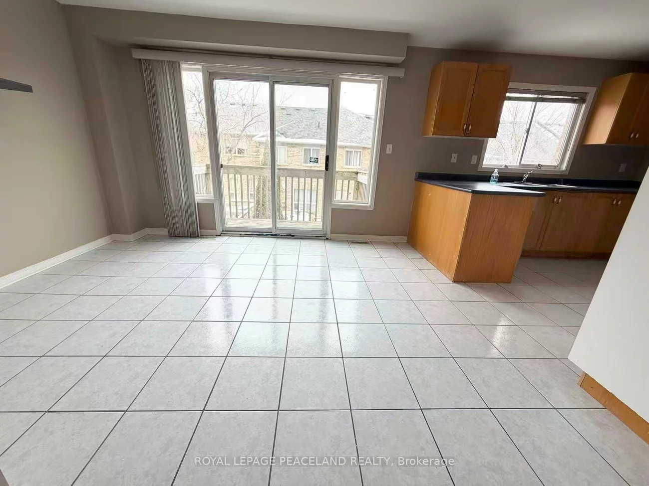 367, Marble, Woodland Hill, Newmarket