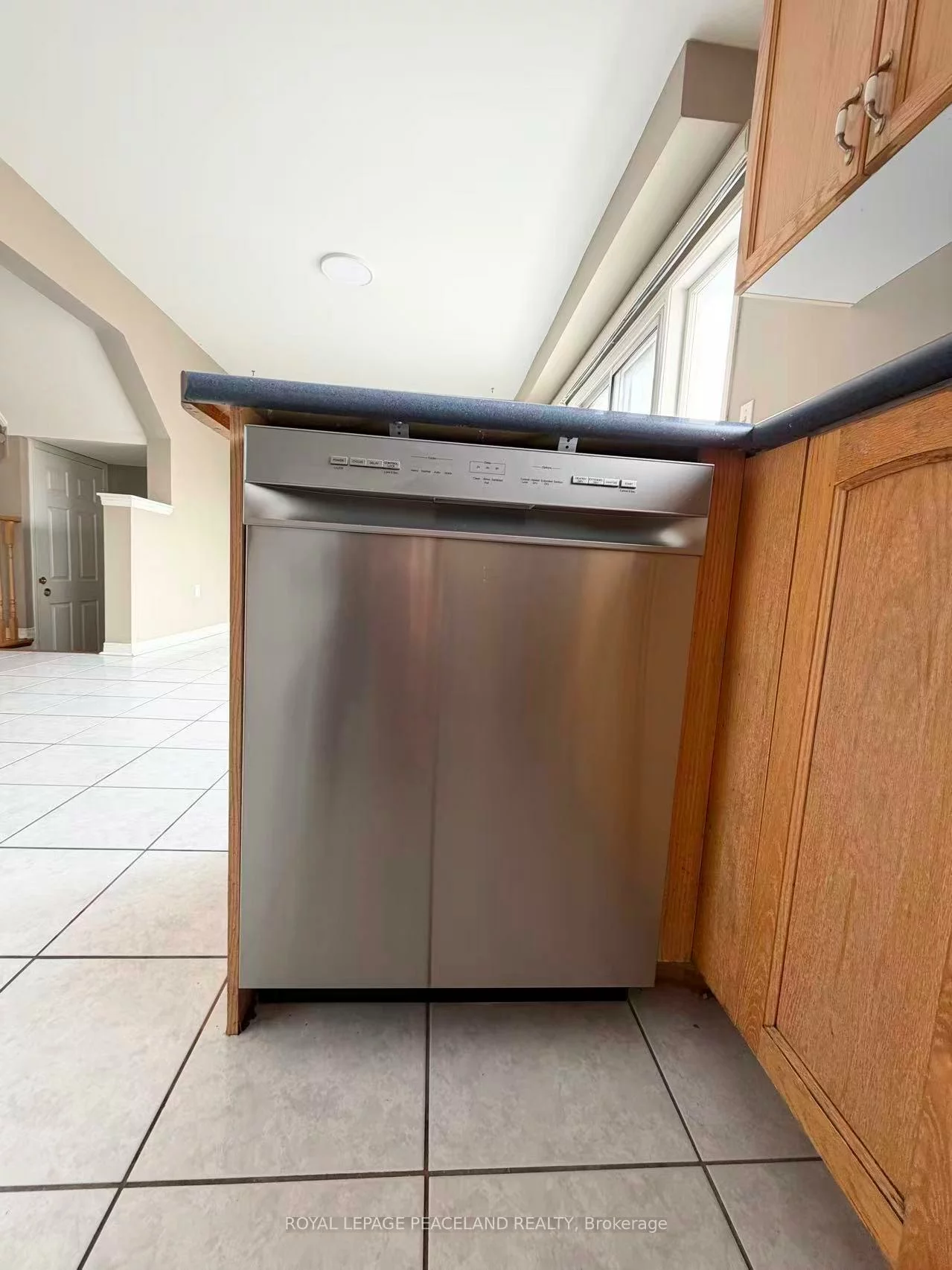 367, Marble, Woodland Hill, Newmarket