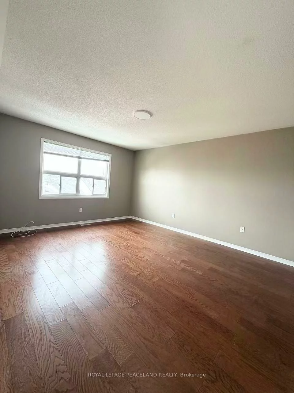 367, Marble, Woodland Hill, Newmarket