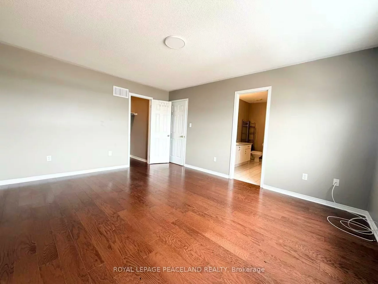 367, Marble, Woodland Hill, Newmarket