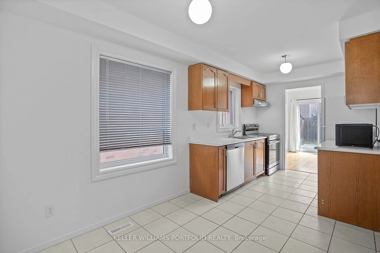 605, Skinner, Stonehaven-Wyndham, Newmarket