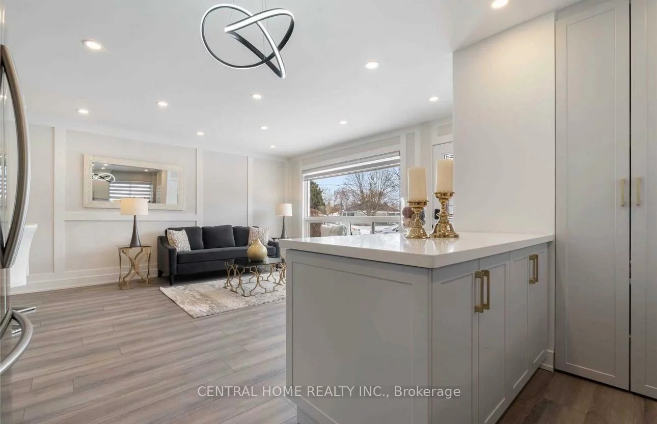 139, Maurice, Bristol-London, Newmarket