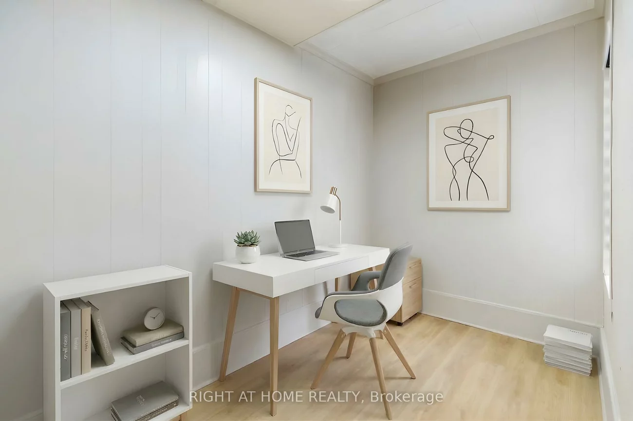 443, Ontario, Central Newmarket, Newmarket