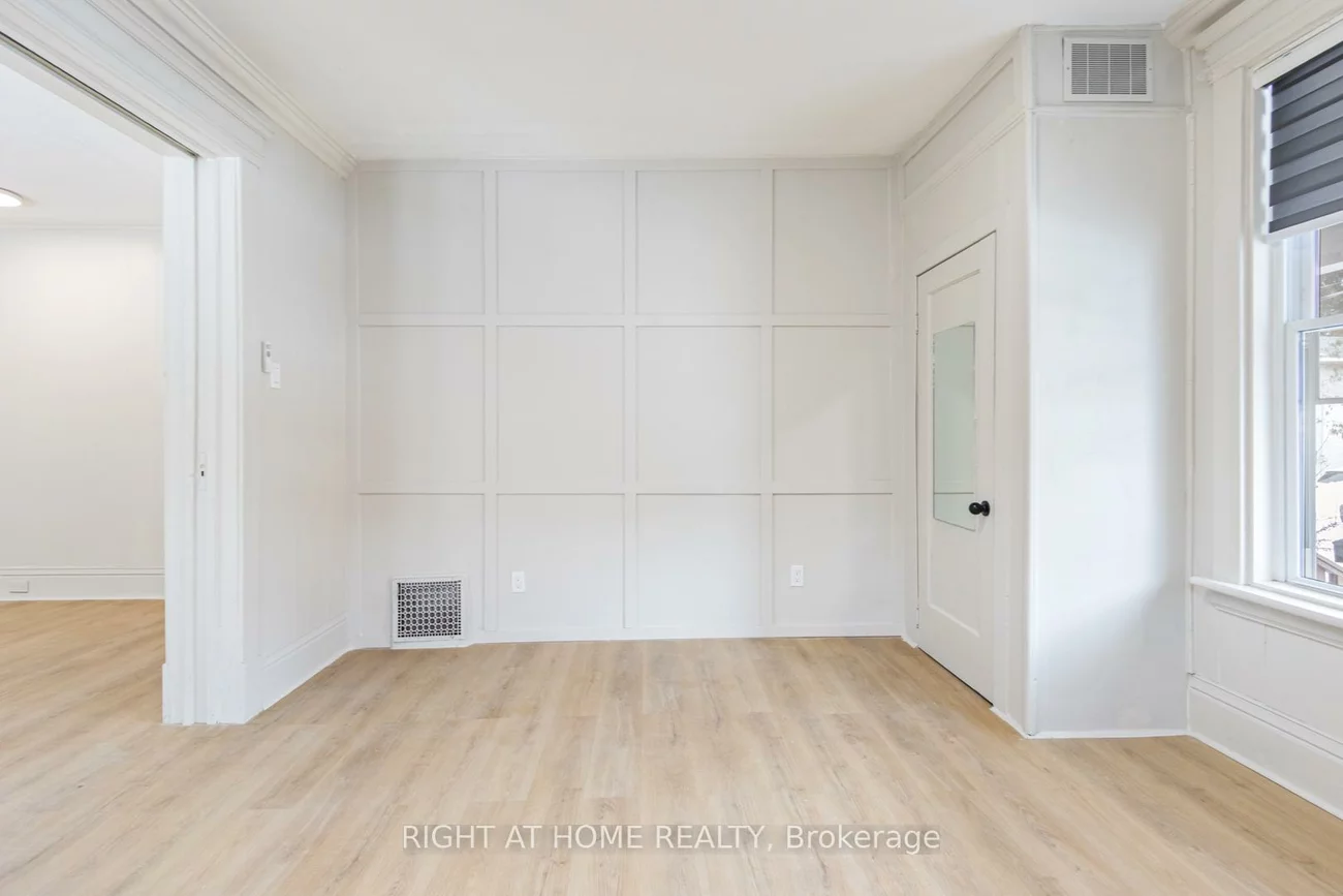 443, Ontario, Central Newmarket, Newmarket