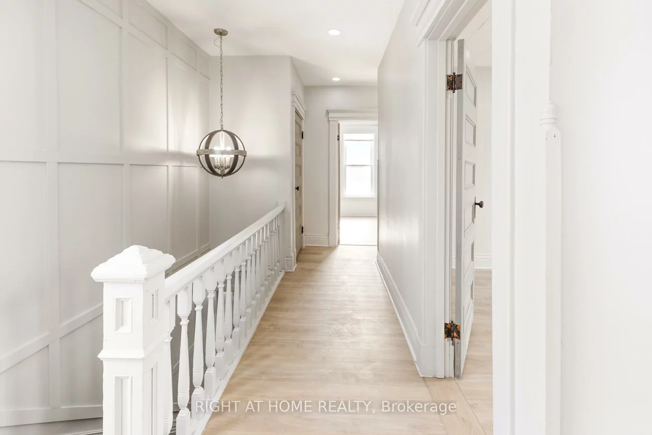 443, Ontario, Central Newmarket, Newmarket