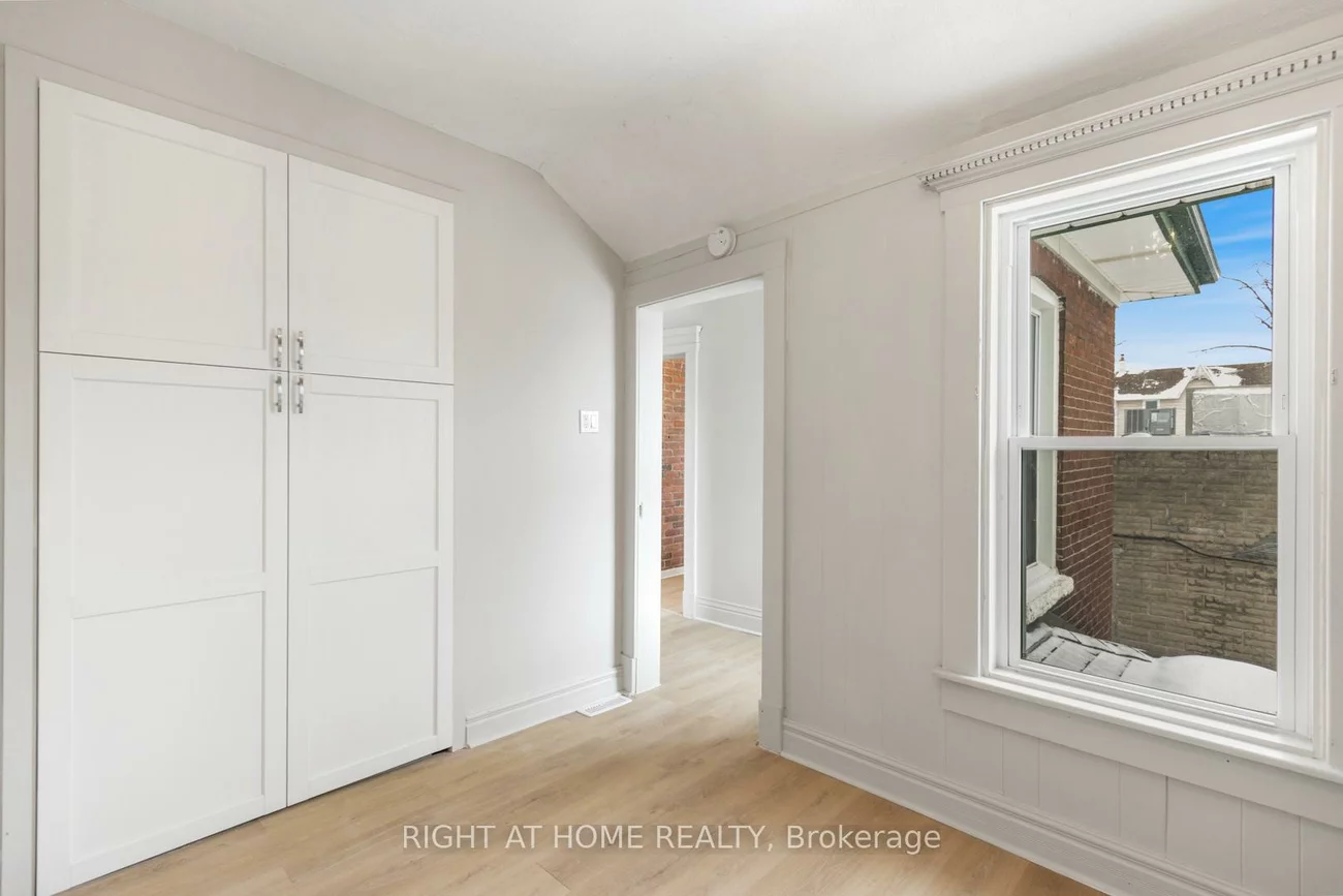 443, Ontario, Central Newmarket, Newmarket