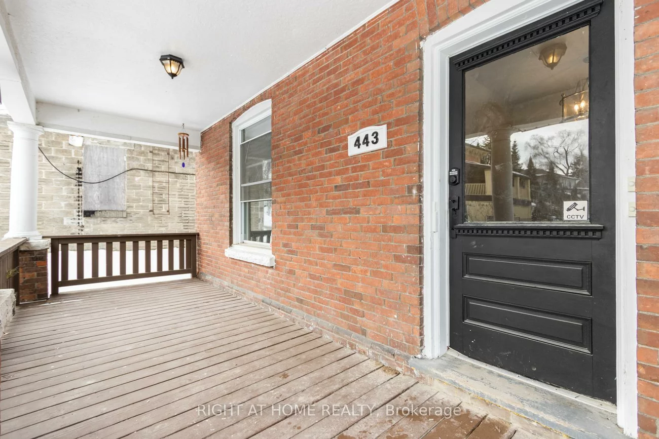 443, Ontario, Central Newmarket, Newmarket