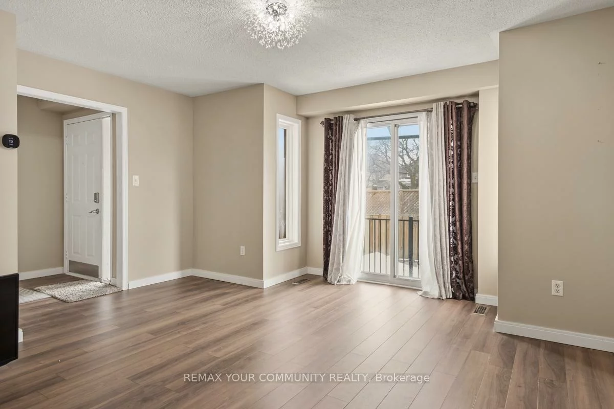 590, Pinder, Stonehaven-Wyndham, Newmarket