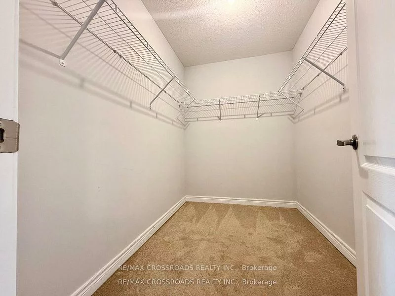 205, Laker, Woodland Hill, Newmarket