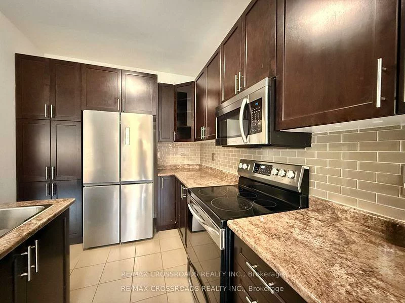 205, Laker, Woodland Hill, Newmarket