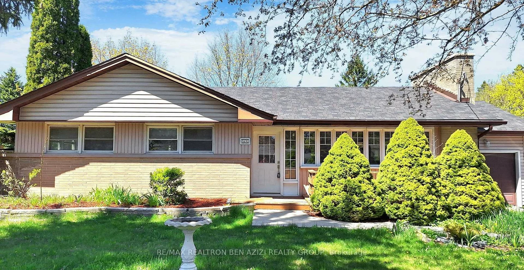 49, Don Mor, Central Newmarket, Newmarket