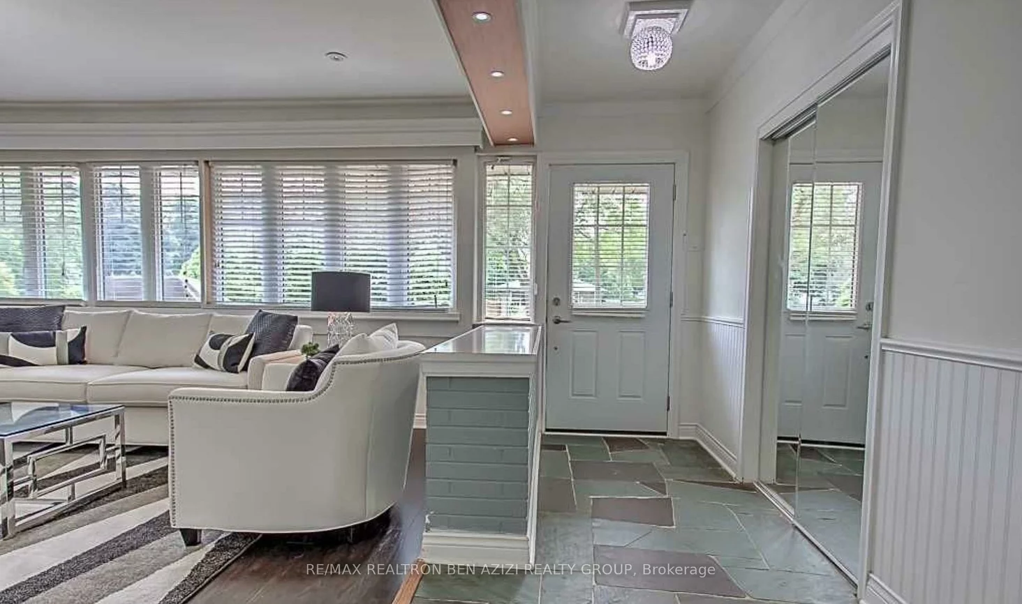 49, Don Mor, Central Newmarket, Newmarket