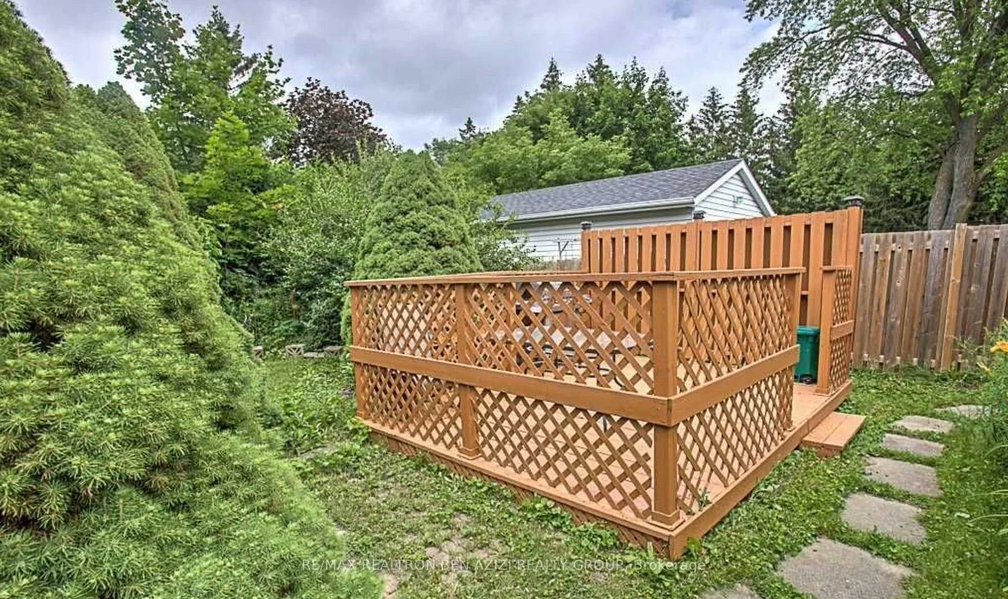 49, Don Mor, Central Newmarket, Newmarket