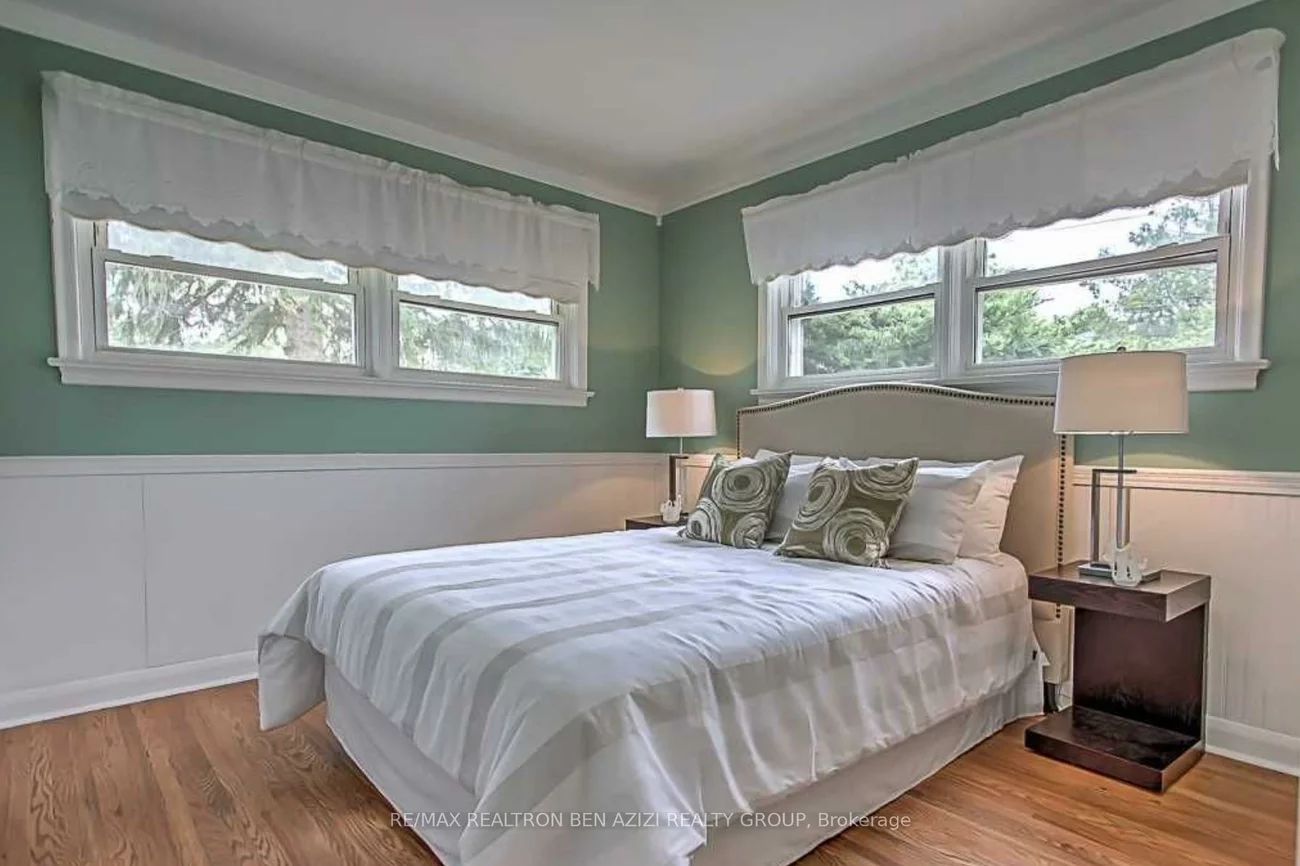 49, Don Mor, Central Newmarket, Newmarket