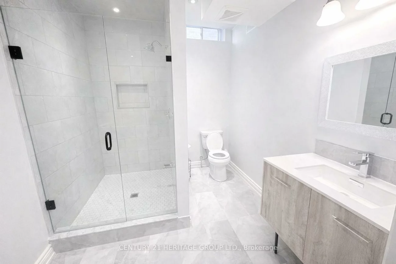 17, La Quinta, Glenway Estates, Newmarket